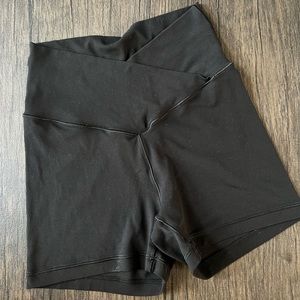 aerie Offline Crossover Shortie S